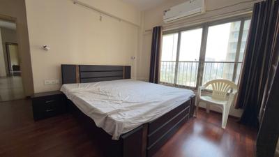 Bedroom Image of 1350 Sq.ft 2.5 BHK Apartment / Flat for rent in Adani The Meadows, Shantigram Ahmedabad for Rs. 36000