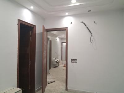 Bedroom Image of 1350 Sq.ft 3 BHK Builder Floor for sale in Paschim Vihar New Delhi for Rs. 27000000