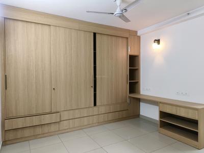 3.5 BHK Flat