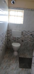 Bathroom Image of 850 Sq.ft 1 BHK Independent House for rent in Agrahara Bengaluru for Rs. 13000