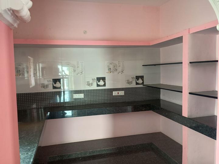 Mannarpalayam Pirivu Bathroom 1