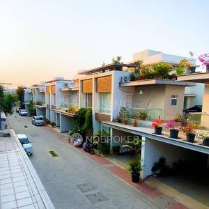 Image of 2800 Sq.ft 3 BHK Villa for sale in Thazhambur, Chennai for Rs. 32000000