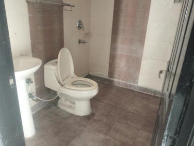 Image of 1650 Sq.ft 3 BHK Apartment / Flat for rent in Arihant Ambience, Crossings Republik, Ghaziabad for Rs. 25000