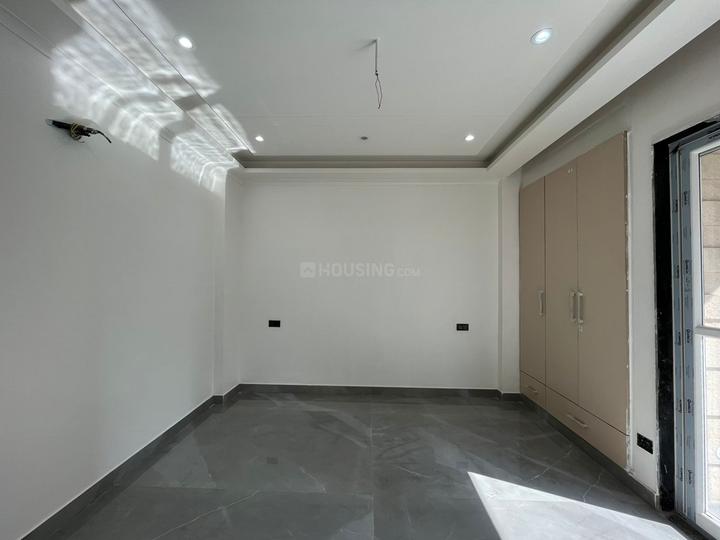 Sector 31 Main Image 1