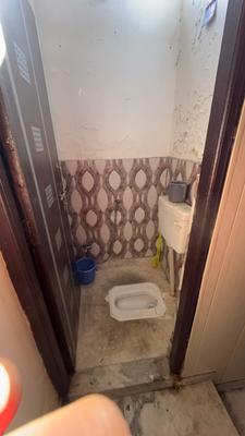 Image of 420 Sq.ft 2 BHK Apartment / Flat for sale in Tri Nagar, New Delhi for Rs. 3350000