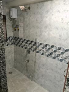 Bathroom Image of 960 Sq.ft 2 BHK Apartment / Flat for rent in Poonam Apartments, Worli Mumbai for Rs. 129000