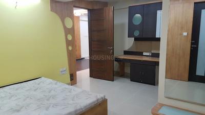 Bedroom Image of 888 Sq.ft 2 BHK Apartment / Flat for sale in Juhu Mumbai for Rs. 40000000