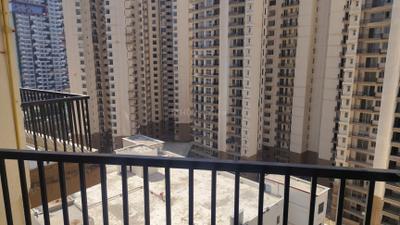 Image of 1349 Sq.ft 3 BHK Apartment / Flat for sale in Amrapali Heartbeat City IV, Sector 107, Noida for Rs. 14950000