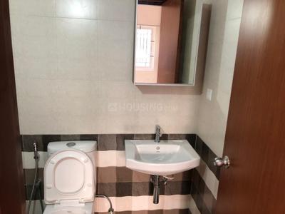 Bathroom Image of 1900 Sq.ft 3.5 BHK Apartment / Flat for rent in L And T Raintree Boulevard Cl 5, Sahakara Nagar Bengaluru for Rs. 90000