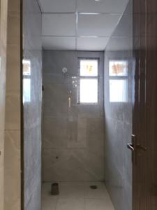Common Bathroom Image of 1450 Sq.ft 3 BHK Apartment / Flat for sale in Noida Extension Greater Noida for Rs. 5600054