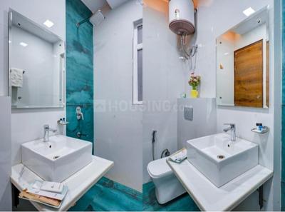 Bathroom Image of Stay luxury pg in Sector 48, Gurgaon