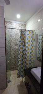 Image of 1700 Sq.ft 3 BHK Builder Floor for rent in DLF Independent Floors, DLF Phase 3, Gurgaon for Rs. 80000