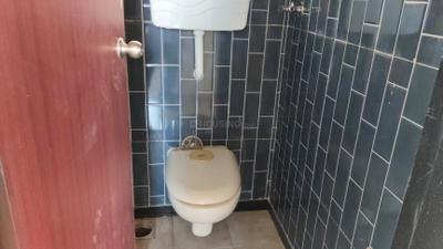Bathroom Image of 517 Sq.ft 1 BHK Apartment / Flat for sale in R R Radheshyam Royal, Daighar Gaon Thane for Rs. 3800000