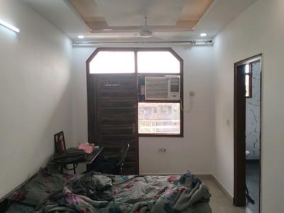 1 RK Independent Builder Floor