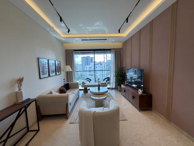 Living Room Image of 1500 Sq.ft 3 BHK Apartment / Flat for sale in Fairfield, Santacruz West Mumbai for Rs. 105000000