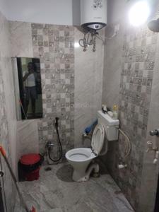 Bathroom Image of 1250 Sq.ft 2.5 BHK Independent House for rent in Indira Nagar Lucknow for Rs. 15000