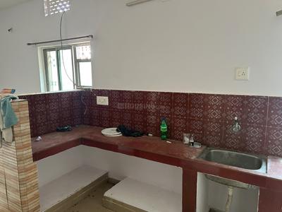 Kitchen Image of 900 Sq.ft 3 BHK Builder Floor for rent in Oriya Bazaar Cuttack for Rs. 11000