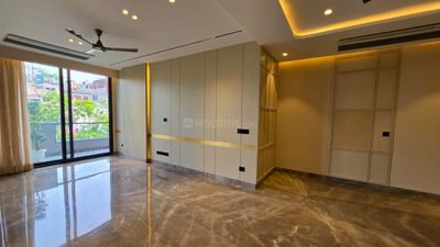 Bedroom Image of 3600 Sq.ft 4 BHK Builder Floor for rent in Greater Kailash II New Delhi for Rs. 400000