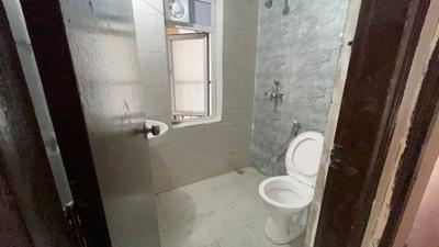 Image of 920 Sq.ft 2.5 BHK Apartment / Flat for rent in Amrapali Dream Valley 2, Noida Extension, Greater Noida for Rs. 20500