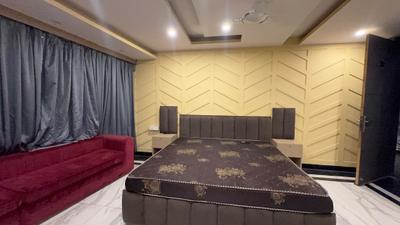 Bedroom Image of 970 Sq.ft 1 BHK Builder Floor for rent in DLF Phase 3 Gurgaon for Rs. 34500