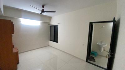 Bedroom Image of 1290 Sq.ft 2 BHK Apartment / Flat for rent in Sakar Elite Apex, Mahalakshmi Nagar Indore for Rs. 28000