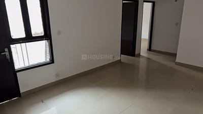 Living Room Image of 900 Sq.ft 2 BHK Apartment / Flat for sale in Mahagun Puram Phase 1, Mahagunpuram Ghaziabad for Rs. 5750000
