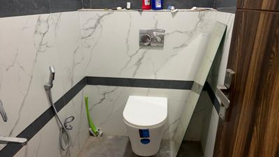 Bathroom Image of 1500 Sq.ft 1 BHK Builder Floor for rent in Mahalakshmi Nagar Indore for Rs. 19000