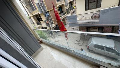 Image of 950 Sq.ft 3 BHK Builder Floor for sale in Chhattarpur, New Delhi for Rs. 7500000