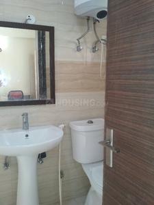 Bathroom Image of 455 Sq.ft 1 BHK Apartment / Flat for rent in Supertech Eco Suites, Sector 137 Noida for Rs. 19600