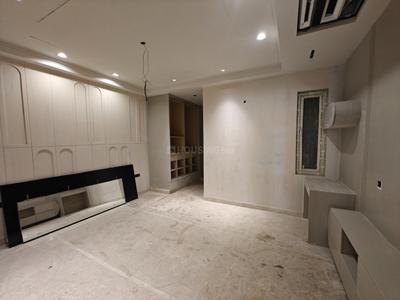 Bedroom Image of 2304 Sq.ft 4 BHK Builder Floor for sale in Model Town New Delhi for Rs. 55000000