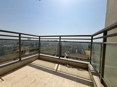 Balcony Image of 2106 Sq.ft 3 BHK Apartment / Flat for sale in DLF The Ultima, Sector 81 Gurgaon for Rs. 36000000