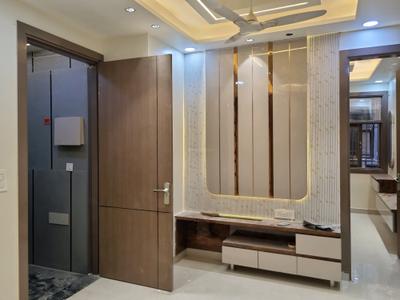 Living Room Image of 900 Sq.ft 3 BHK Apartment / Flat for sale in Hans Luxury Floor, Vikas Nagar New Delhi for Rs. 5510000