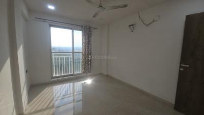 Bedroom Image of 1600 Sq.ft 3 BHK Apartment / Flat for rent in Samnani Ishawar Prestige, Anandvalli Nashik for Rs. 30000