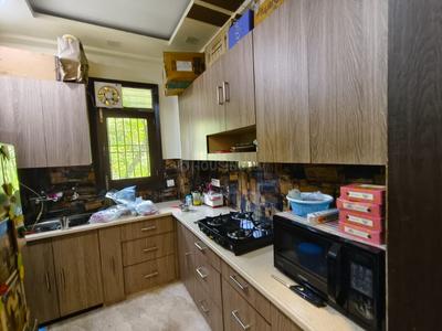 Kitchen Image of 1250 Sq.ft 2 BHK Builder Floor for rent in Palam Vihar Gurgaon for Rs. 28000