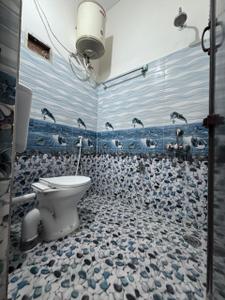 Bathroom Image of 1200 Sq.ft 2 BHK Apartment / Flat for rent in Indira Nagar Bengaluru for Rs. 52000