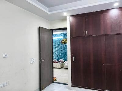 Bedroom Image of 1350 Sq.ft 2 BHK Builder Floor for rent in Sector 69 Gurgaon for Rs. 30500