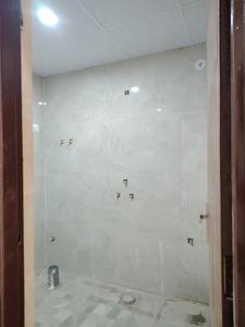 Common Bathroom Image of 1020 Sq.ft 2 BHK Apartment / Flat for sale in Vyam Metro Apartments, Noida Extension Greater Noida for Rs. 3845200