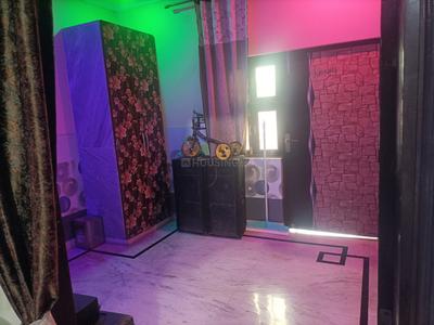 Bedroom Image of 540 Sq.ft 6 BHK Independent House for sale in Mandoli New Delhi for Rs. 9000000