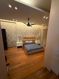 Bedroom Image of 5400 Sq.ft 5 BHK Builder Floor for rent in Greater Kailash II New Delhi for Rs. 1100000