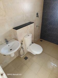 Bathroom Image of 1500 Sq.ft 3 BHK Apartment / Flat for rent in Prestige Park Square, Gottigere Bengaluru for Rs. 60000