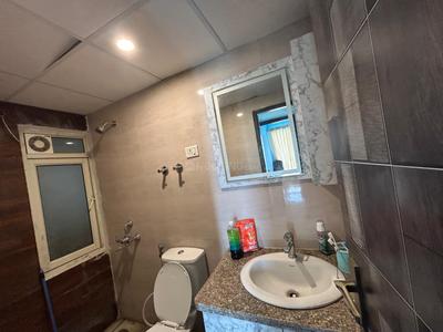 Bathroom Image of 850 Sq.ft 2 BHK Apartment / Flat for sale in Mahagun Mantra II, Noida Extension Greater Noida for Rs. 7500000