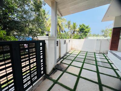 Balcony Image of 2000 Sq.ft 4 BHK Independent House for sale in Kakkanad Kochi for Rs. 9900000
