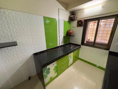 Kitchen Image of 900 Sq.ft 2 BHK Apartment / Flat for rent in Sudarshan Sky Garden, Kasarvadavali Thane for Rs. 35000