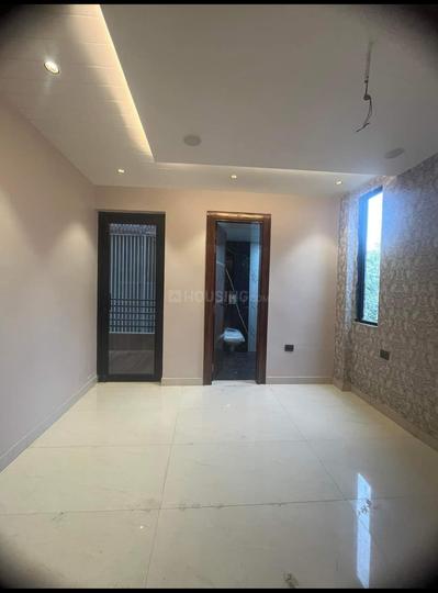Saket Bedroom 1