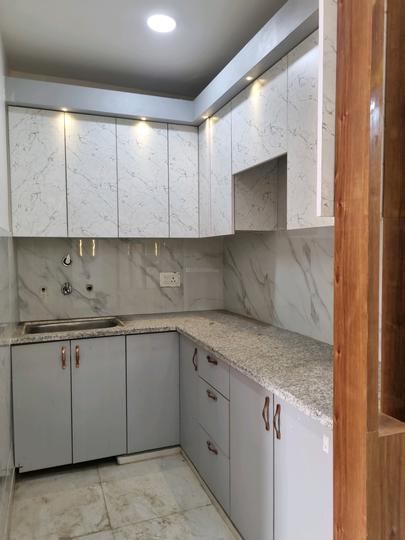 UTTAM NAGAR APARTMENT Main Image 1