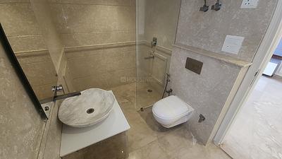 Image of 1700 Sq.ft 3 BHK Builder Floor for sale in Anand Vihar, New Delhi for Rs. 35000000