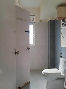 Common Bathroom Image of 1520 Sq.ft 3 BHK Apartment / Flat for sale in Jaypee Kensington Park Apartments, Shahpur Govardhanpur Khadar Noida for Rs. 13000000