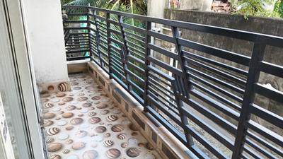 Image of 1000 Sq.ft 2 BHK Apartment / Flat for sale in Airport Gate No 2, Kolkata for Rs. 3600000