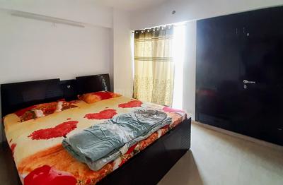 Bedroom Image of Joshi Nest in Sector 132, Noida
