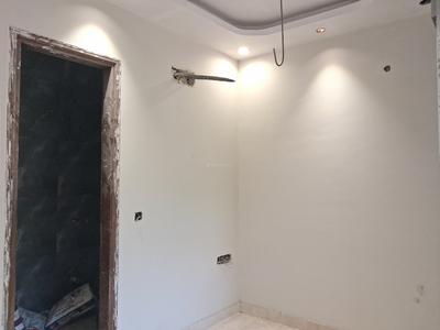 Bedroom Image of 900 Sq.ft 3 BHK Builder Floor for sale in Paschim Vihar New Delhi for Rs. 22000000